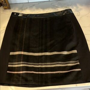 White House Black Market Skirt